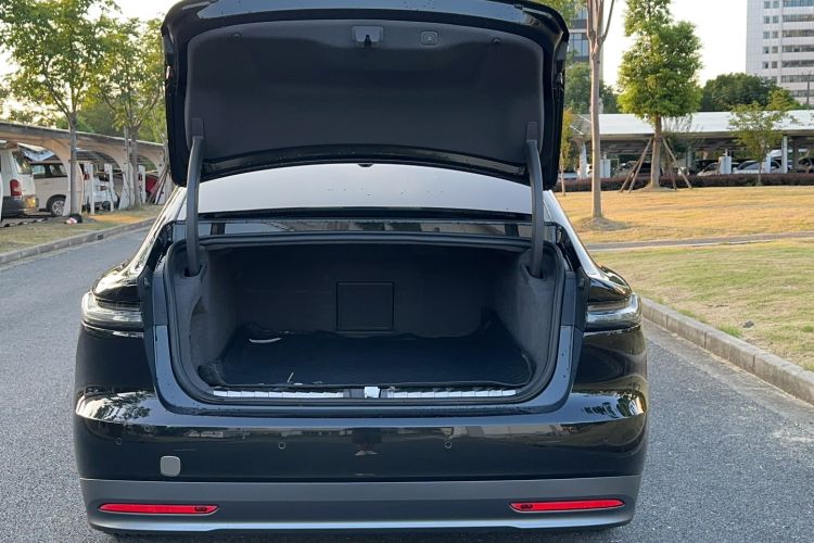 Used Nio ET7 2022 100 kWh Exterior 8
