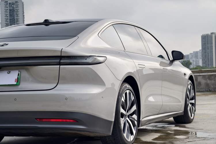 Used Nio ET7 2022 100kWh First Edition Exterior 9
