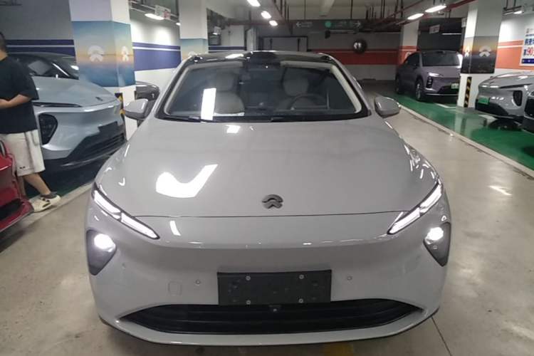 Used Nio ET7 2022 75 kWh Front