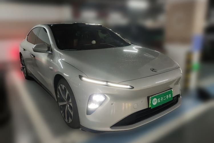 Used Nio ET7 2022 100kWh First Edition Front Right 45 Deg