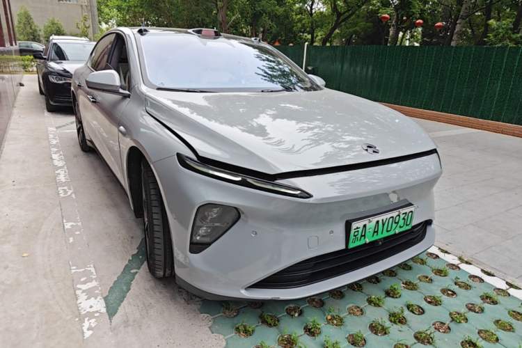 Used Nio ET7 2022 100kWh First Edition Front Right 45 Deg