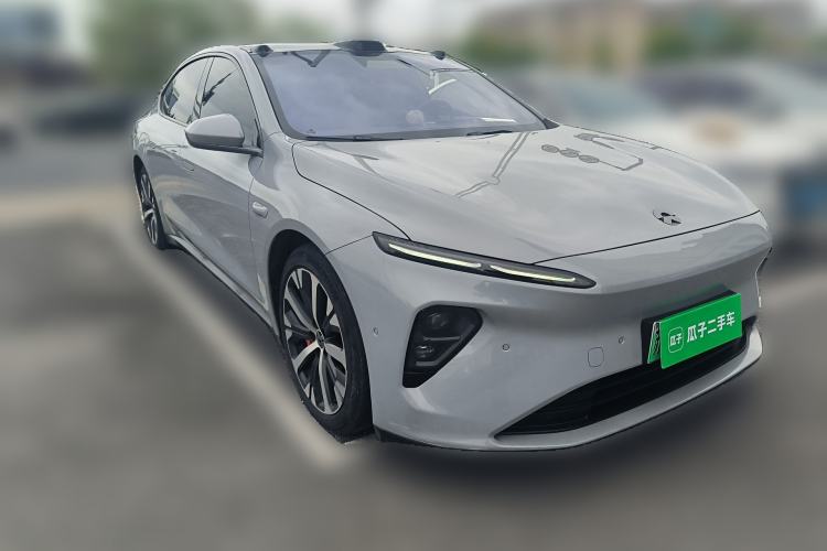 Used Nio ET7 2022 100 kWh Front Right 45 Deg