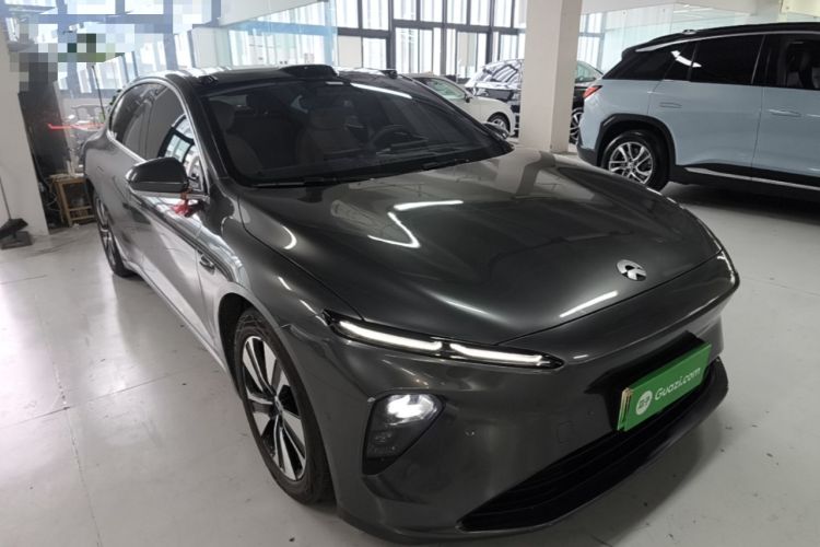 Used Nio ET7 2022 75 kWh Front Right 45 Deg
