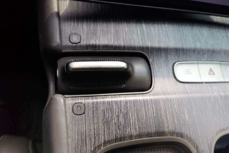 Used Nio ET7 2022 100 kWh Gear Lever