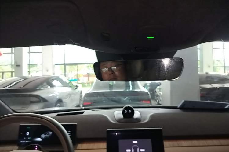 Used Nio ET7 2022 100kWh First Edition Headliner