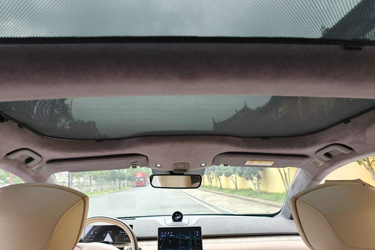 Used Nio ET7 2022 100kWh First Edition Headliner