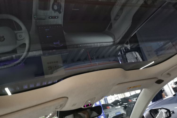 Used Nio ET7 2022 75 kWh Headliner