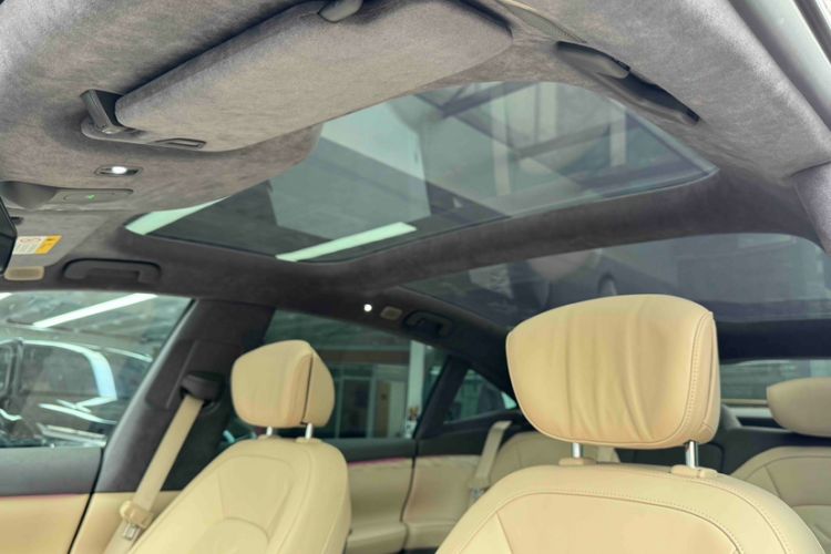 Used Nio ET7 2022 100kWh First Edition Headliner