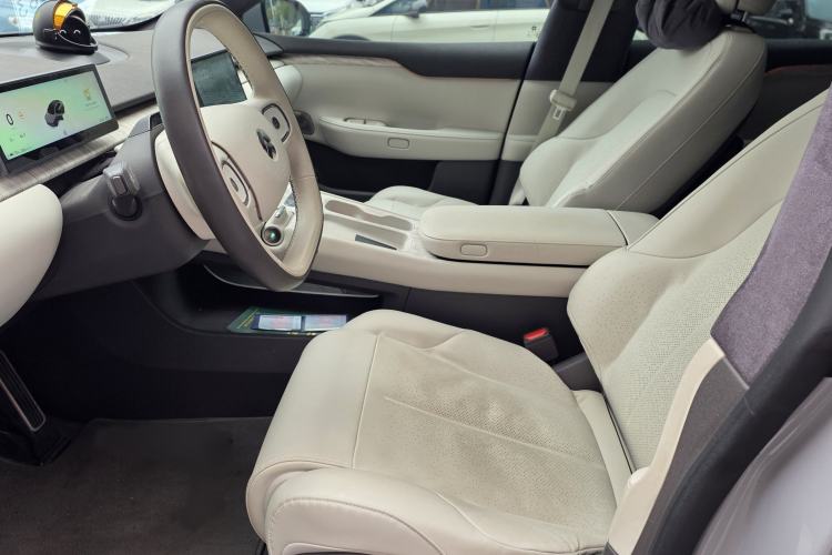 Used Nio ET7 2022 75 kWh Interior 1