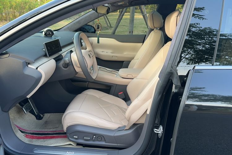 Used Nio ET7 2022 100 kWh Interior 2
