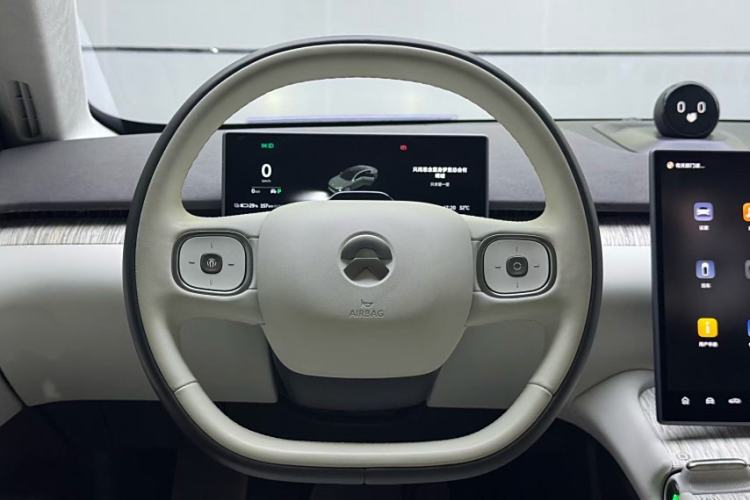 Used Nio ET7 2022 75 kWh Interior 2