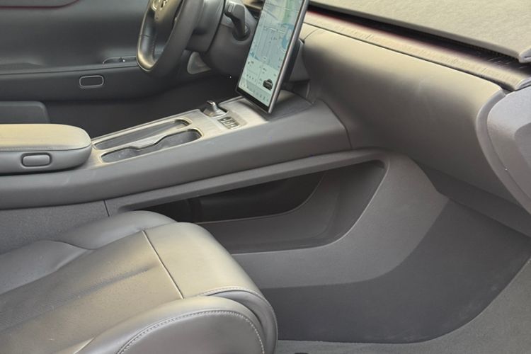 Used Nio ET7 2022 100 kWh Interior 3