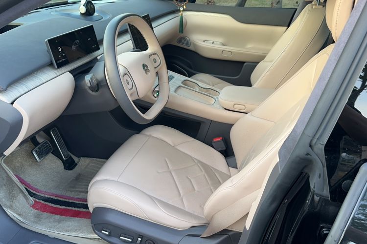 Used Nio ET7 2022 100 kWh Interior 3