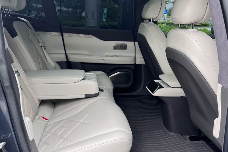 Used Nio ET7 2022 100kWh First Edition Interior 4