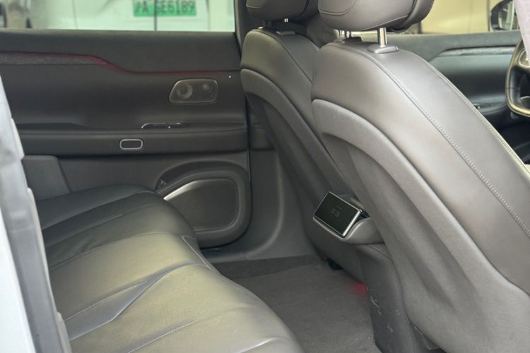 Used Nio ET7 2022 100 kWh Interior 5