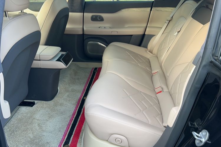Used Nio ET7 2022 100 kWh Interior 5