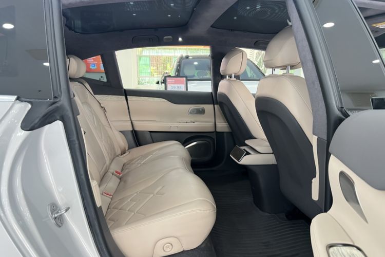Used Nio ET7 2022 100kWh First Edition Interior 6
