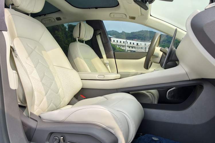 Used Nio ET7 2022 100kWh First Edition Interior 7