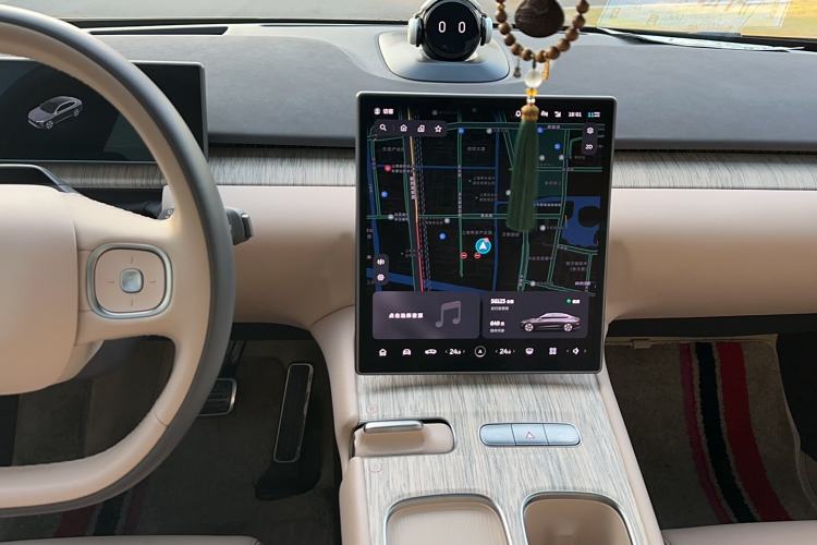 Used Nio ET7 2022 100 kWh Interior 8