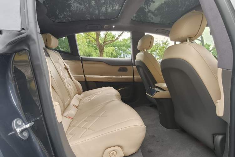 Used Nio ET7 2022 100kWh First Edition Interior 9