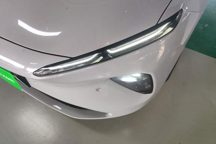 Used Nio ET7 2022 100 kWh Left Front Headlight