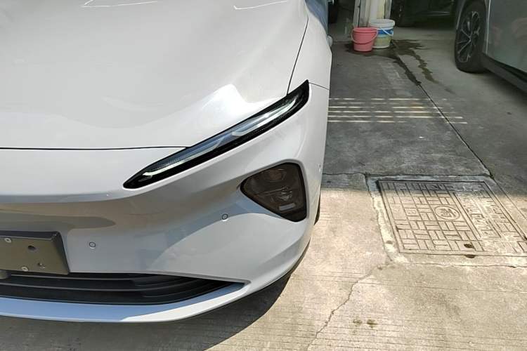 Used Nio ET7 2022 100kWh First Edition Left Front Headlight