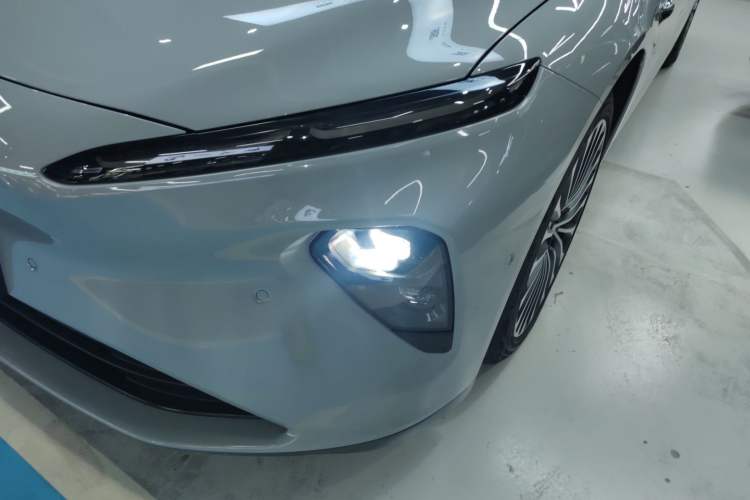 Used Nio ET7 2022 75 kWh Left Front Headlight