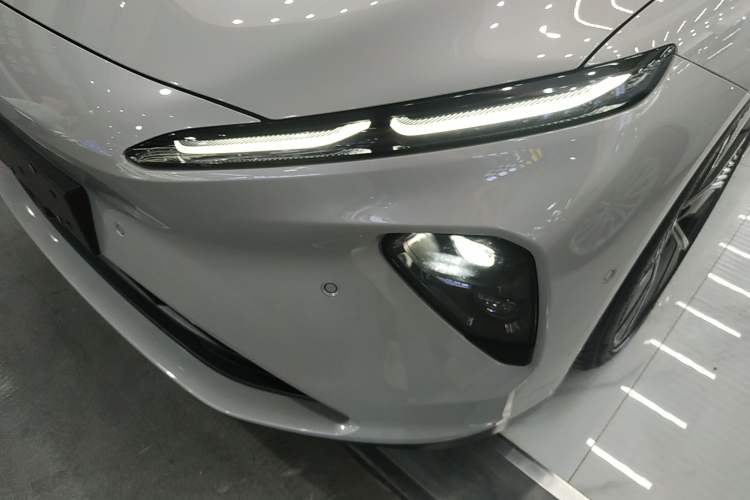 Used Nio ET7 2022 100kWh First Edition Left Front Headlight