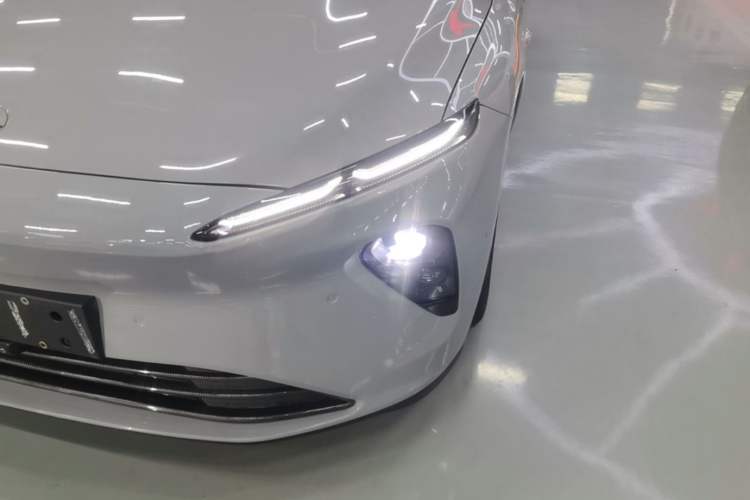 Used Nio ET7 2022 100kWh First Edition Left Front Headlight