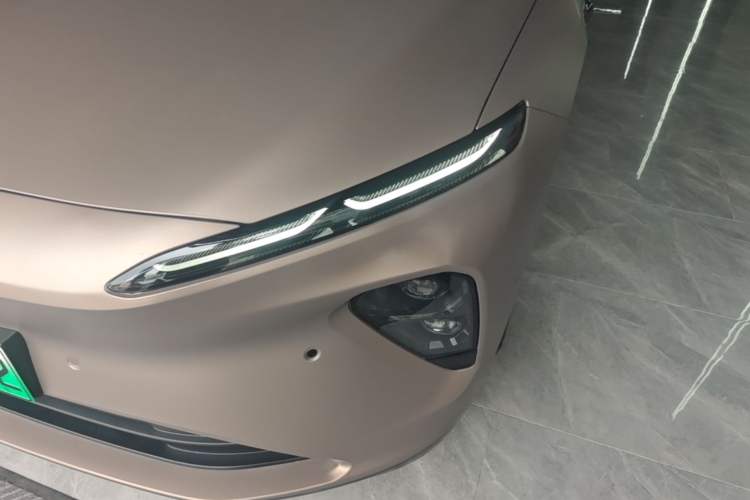 Used Nio ET7 2022 75 kWh Left Front Headlight
