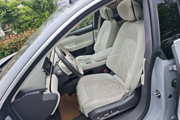 Used Nio ET7 2022 100kWh First Edition Left Front Seat