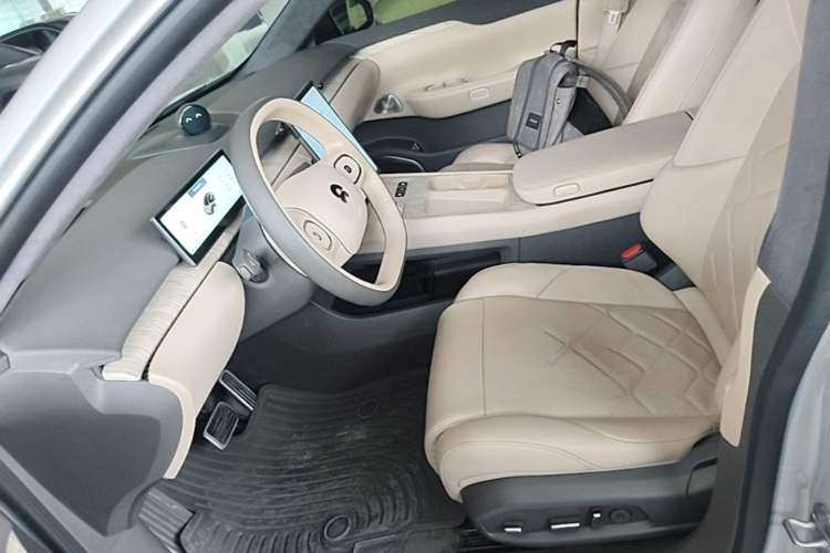 Used Nio ET7 2022 100kWh First Edition Left Front Seat