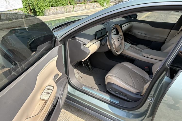 Used Nio ET7 2022 100kWh First Edition Left Front Seat