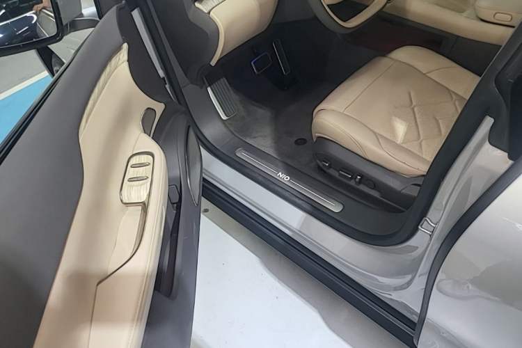 Used Nio ET7 2022 100kWh First Edition Left Front Seat