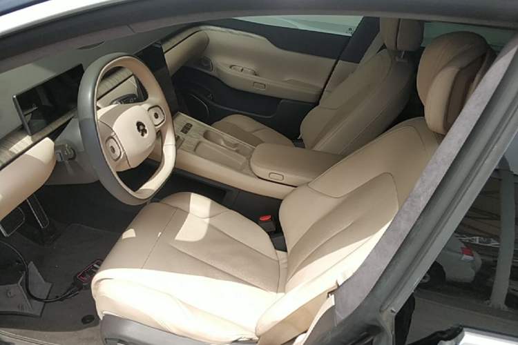 Used Nio ET7 2022 100kWh First Edition Left Front Seat