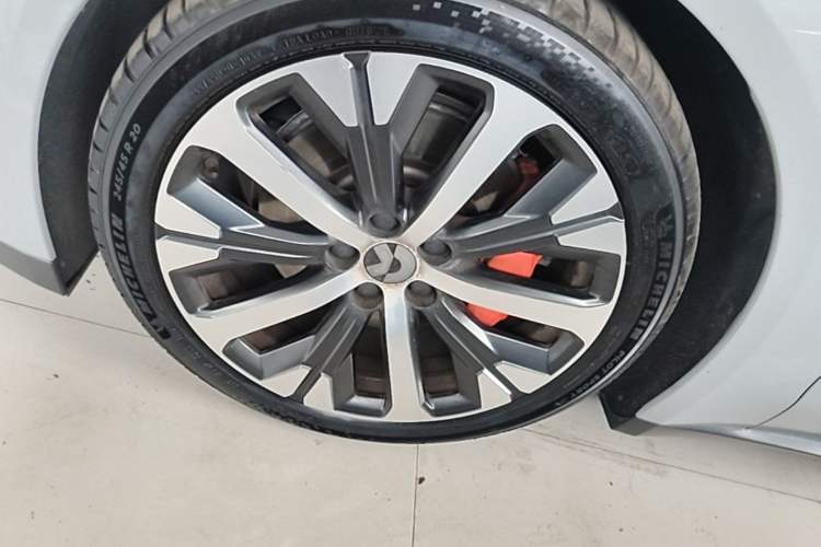 Used Nio ET7 2022 100kWh First Edition Left Front Wheel Hub