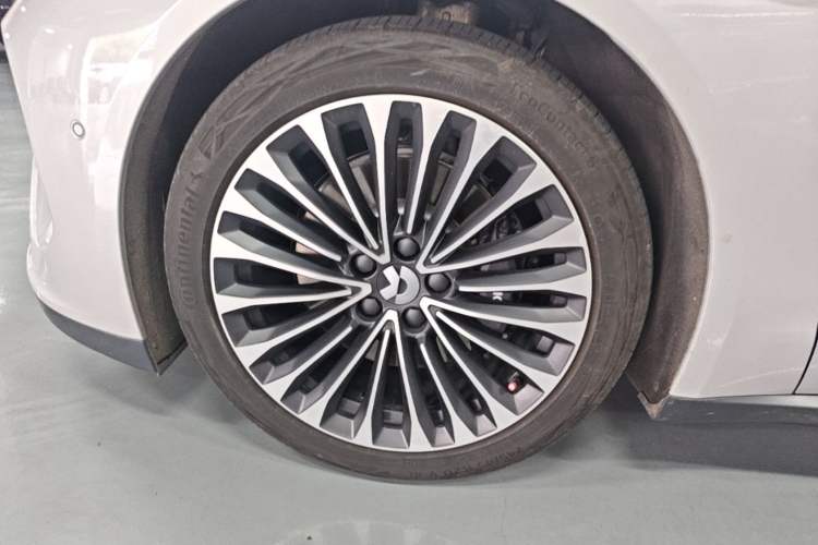 Used Nio ET7 2022 100kWh First Edition Left Front Wheel Hub