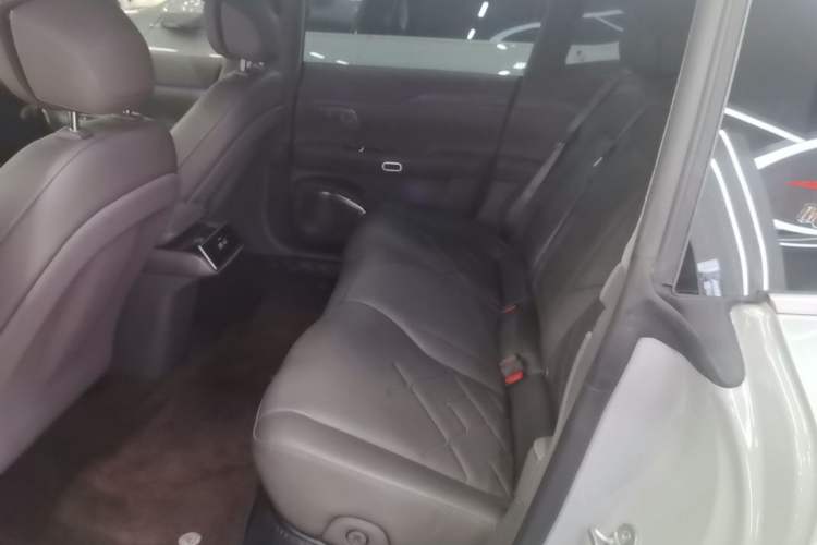 Used Nio ET7 2022 100kWh First Edition Left Rear Seat