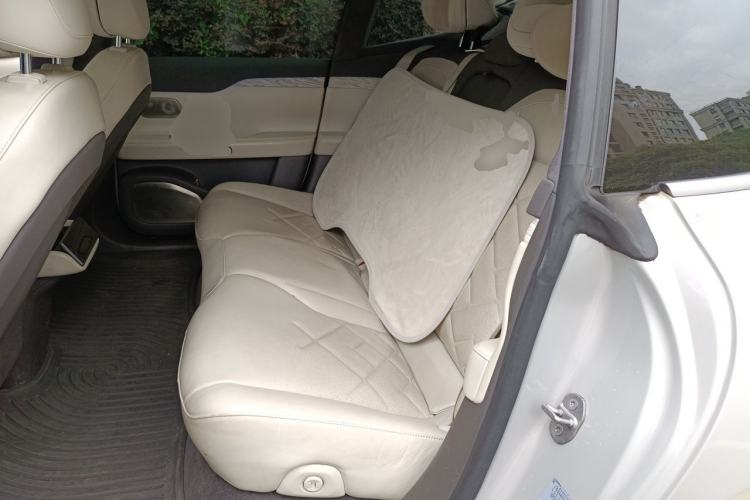 Used Nio ET7 2022 100kWh First Edition Left Rear Seat