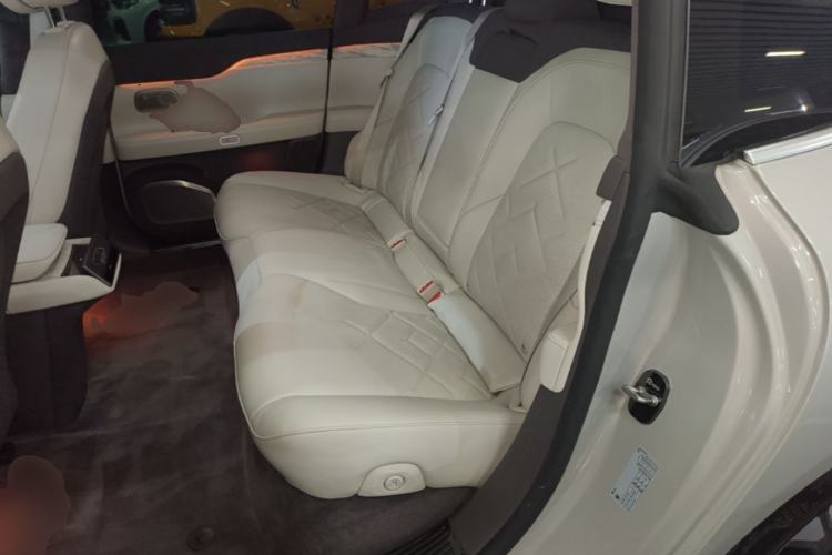 Used Nio ET7 2022 100kWh First Edition Left Rear Seat