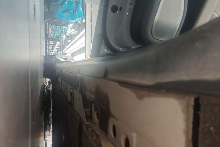 Used Nio ET7 2022 100kWh First Edition Left Side Sill