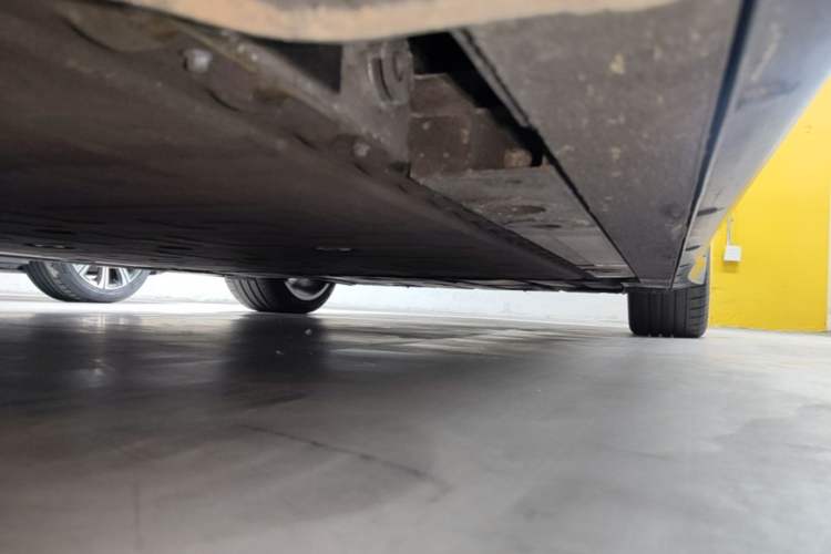 Used Nio ET7 2022 100kWh First Edition Left Side Sill