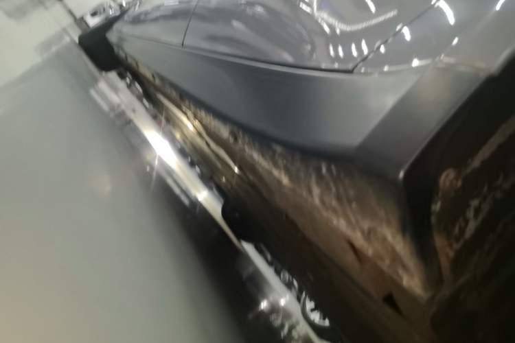 Used Nio ET7 2022 100kWh First Edition Left Side Sill