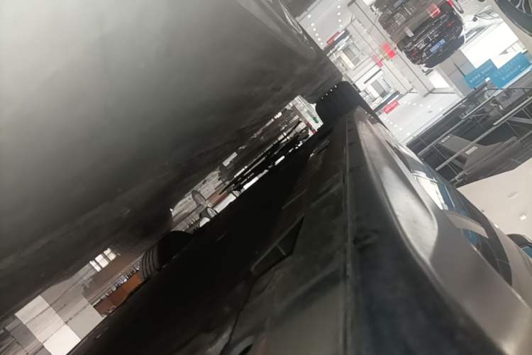 Used Nio ET7 2022 100kWh First Edition Left Side Sill