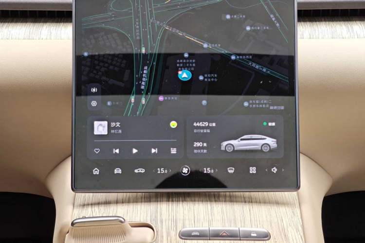 Used Nio ET7 2022 75 kWh Odometer Close Up
