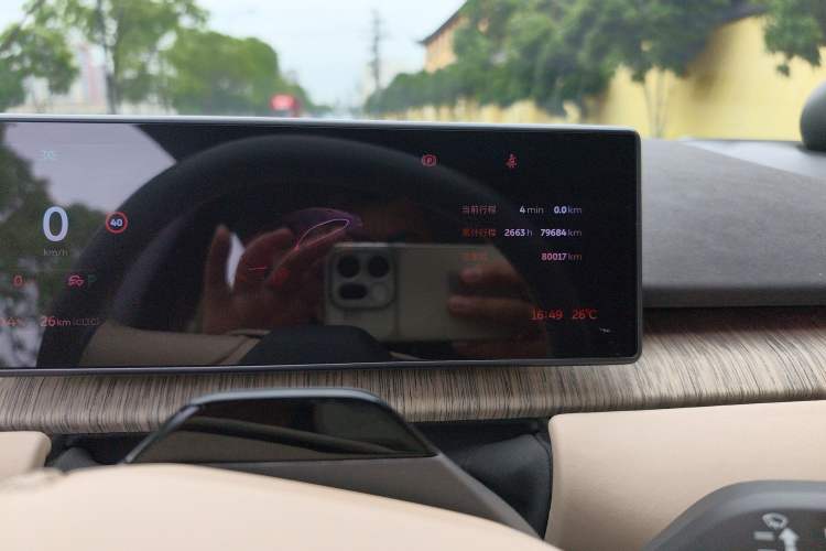Used Nio ET7 2022 100kWh First Edition Odometer Close Up