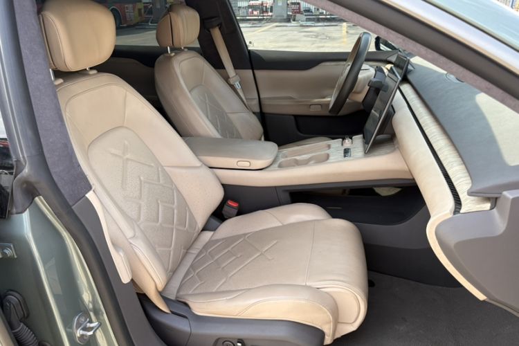 Used Nio ET7 2022 100kWh First Edition Right Front Seat