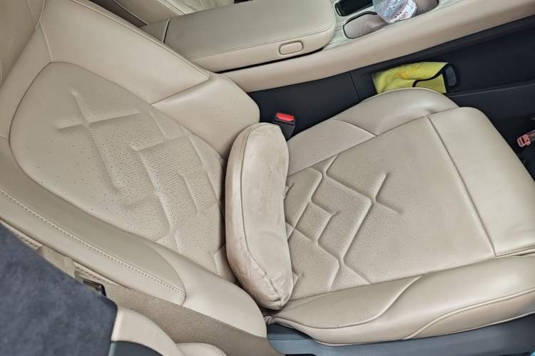 Used Nio ET7 2022 100kWh First Edition Right Front Seat