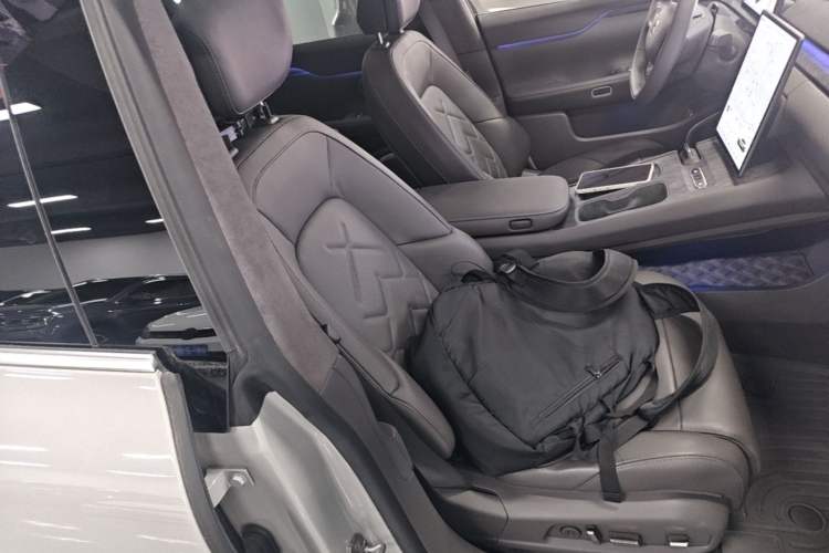 Used Nio ET7 2022 100kWh First Edition Right Front Seat