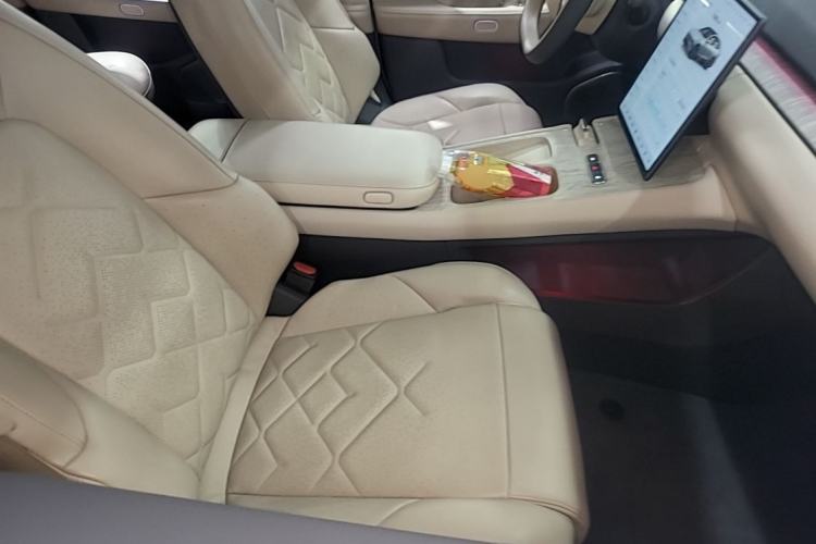 Used Nio ET7 2022 100kWh First Edition Right Front Seat